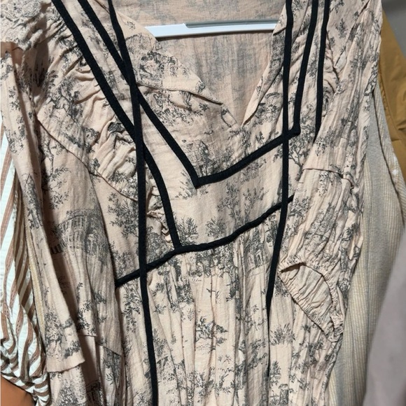 Umgee blouse - Picture 2 of 2